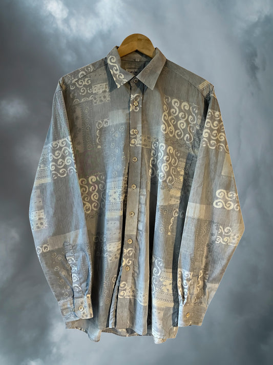 açık gri etnik desen baskılı gömlek