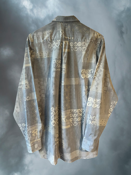 açık gri etnik desen baskılı gömlek