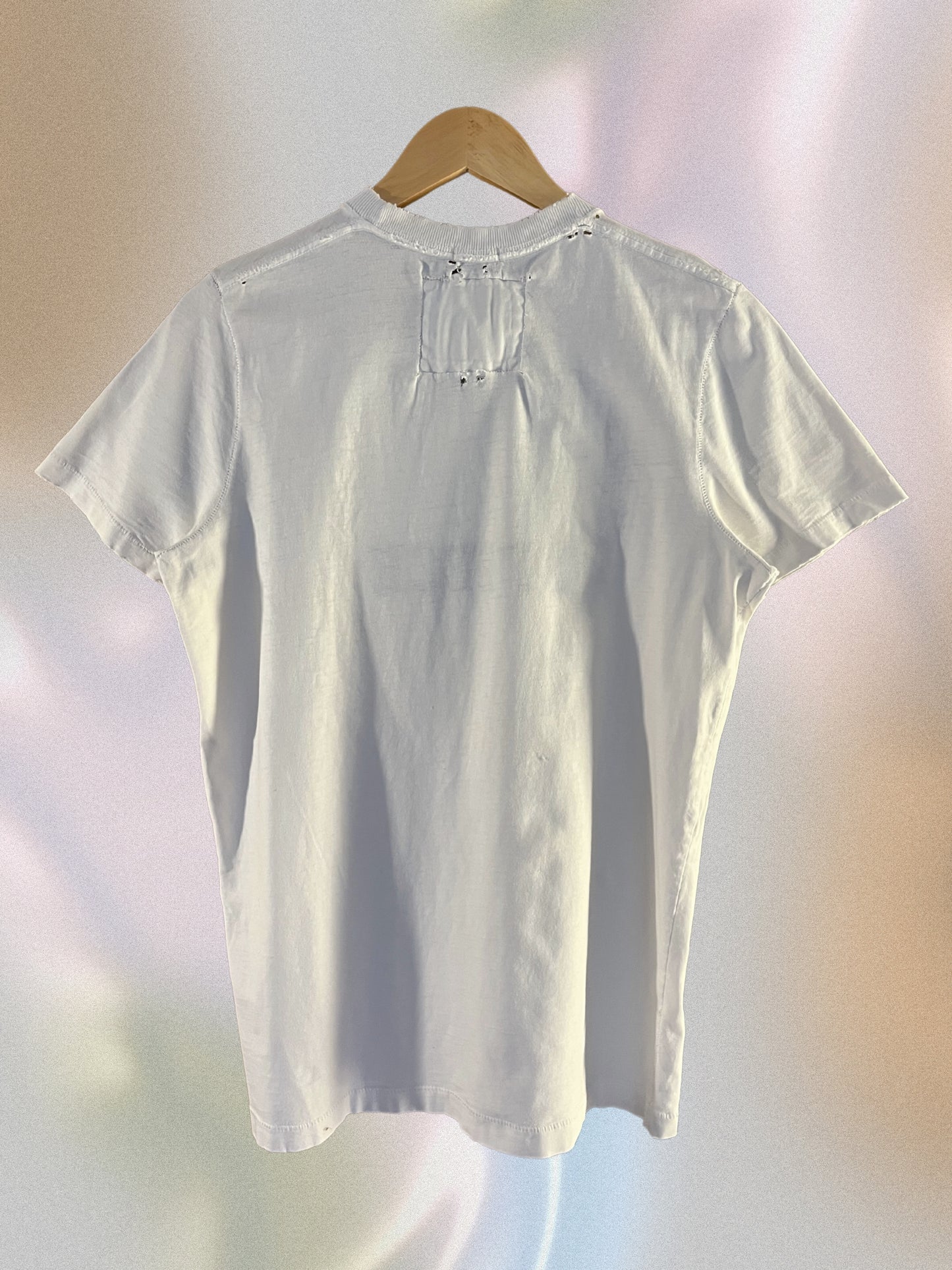 abercrombie white tee