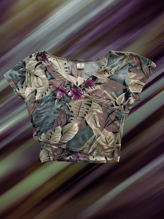 botanik desenli çaprak detay crop bluz